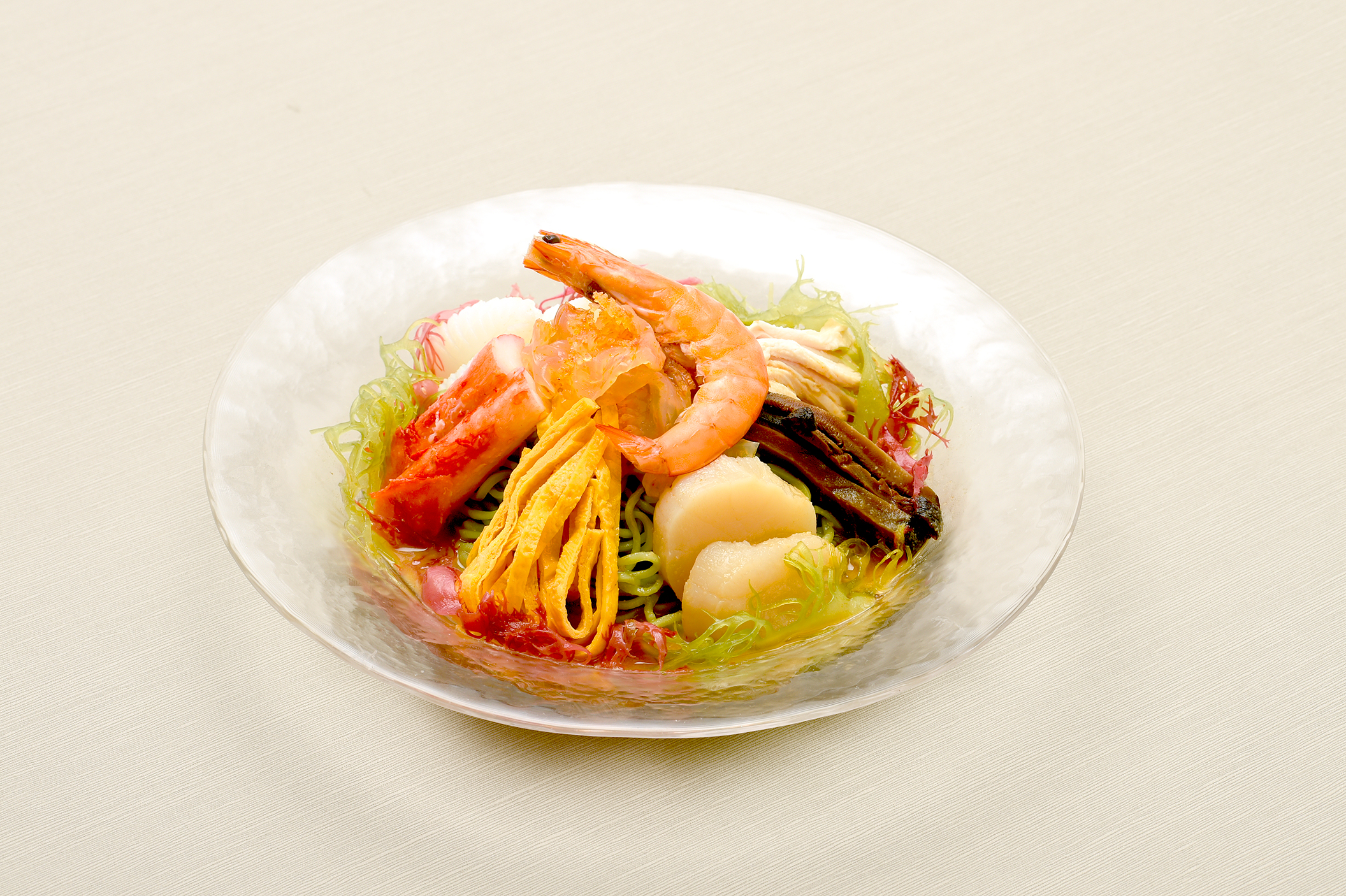 期間限定「状元特製 海鮮ヒスイ冷麺」